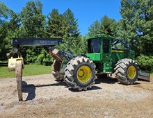 2019 John Deere 648L